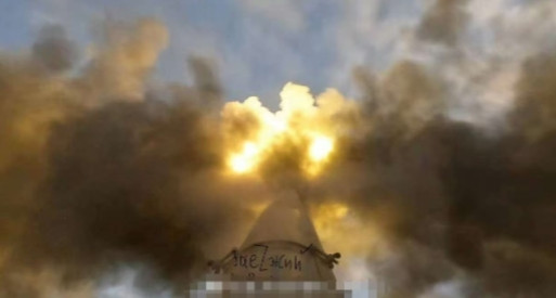 太惨了，不投降，就是航空炸弹爆破！俄罗斯空天军FAB滑翔制导炸弹，根本就打不完！