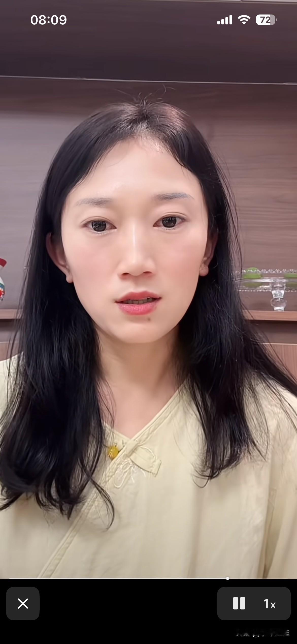 林丽直播时说，我说和他连麦，他不连！林丽想和历怀远连麦说清楚！遭到历怀远拒绝！林