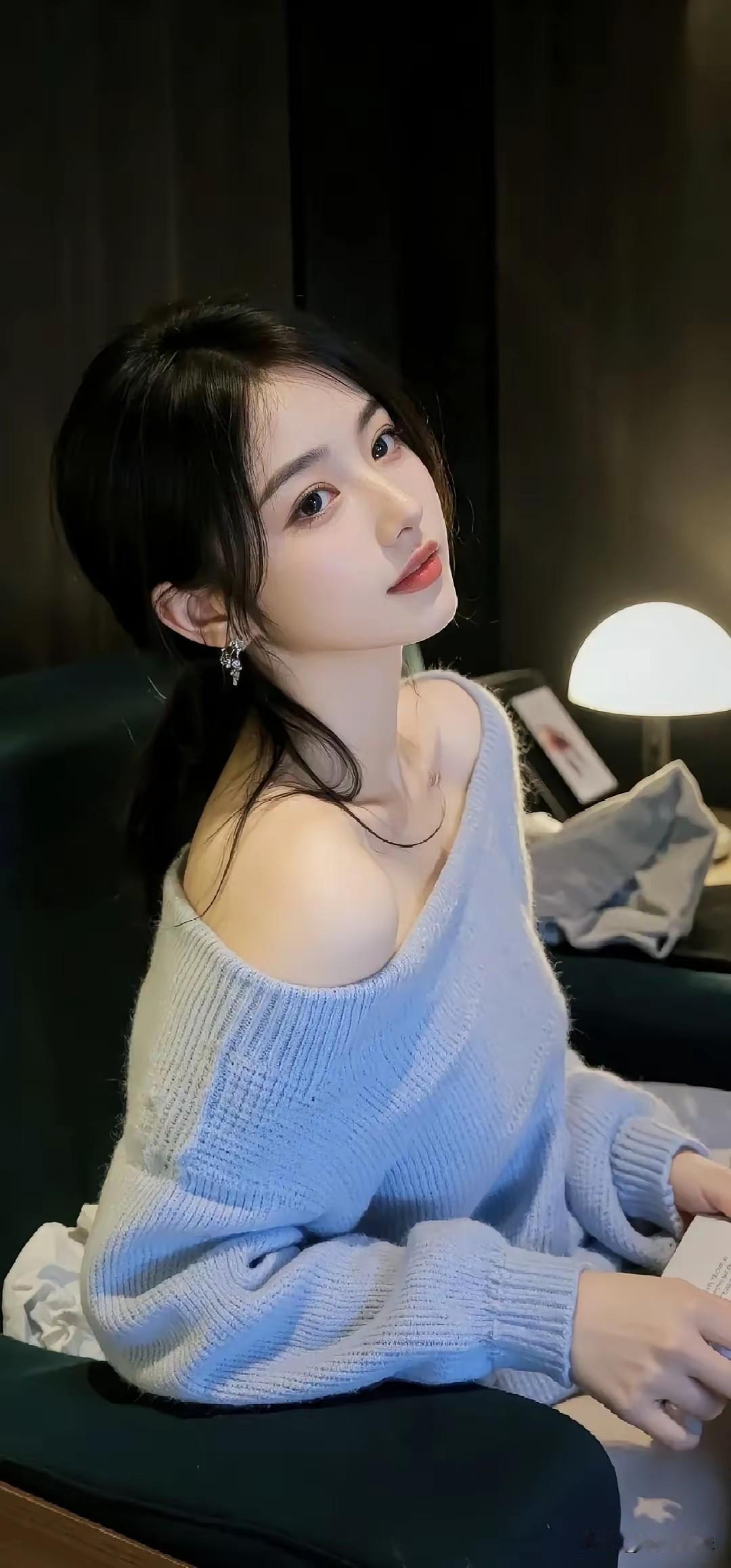 以前觉得世界上都是好人，后来知道，不搭理不害你的就是好人。