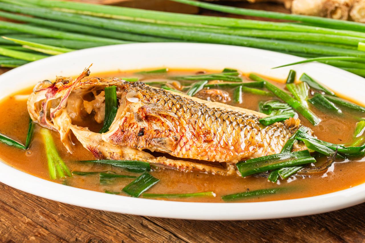 鲫鱼再次成为关注中心！医生发现：胆固醇高吃鲫鱼时，多留意5点鲫鱼一直以来都被