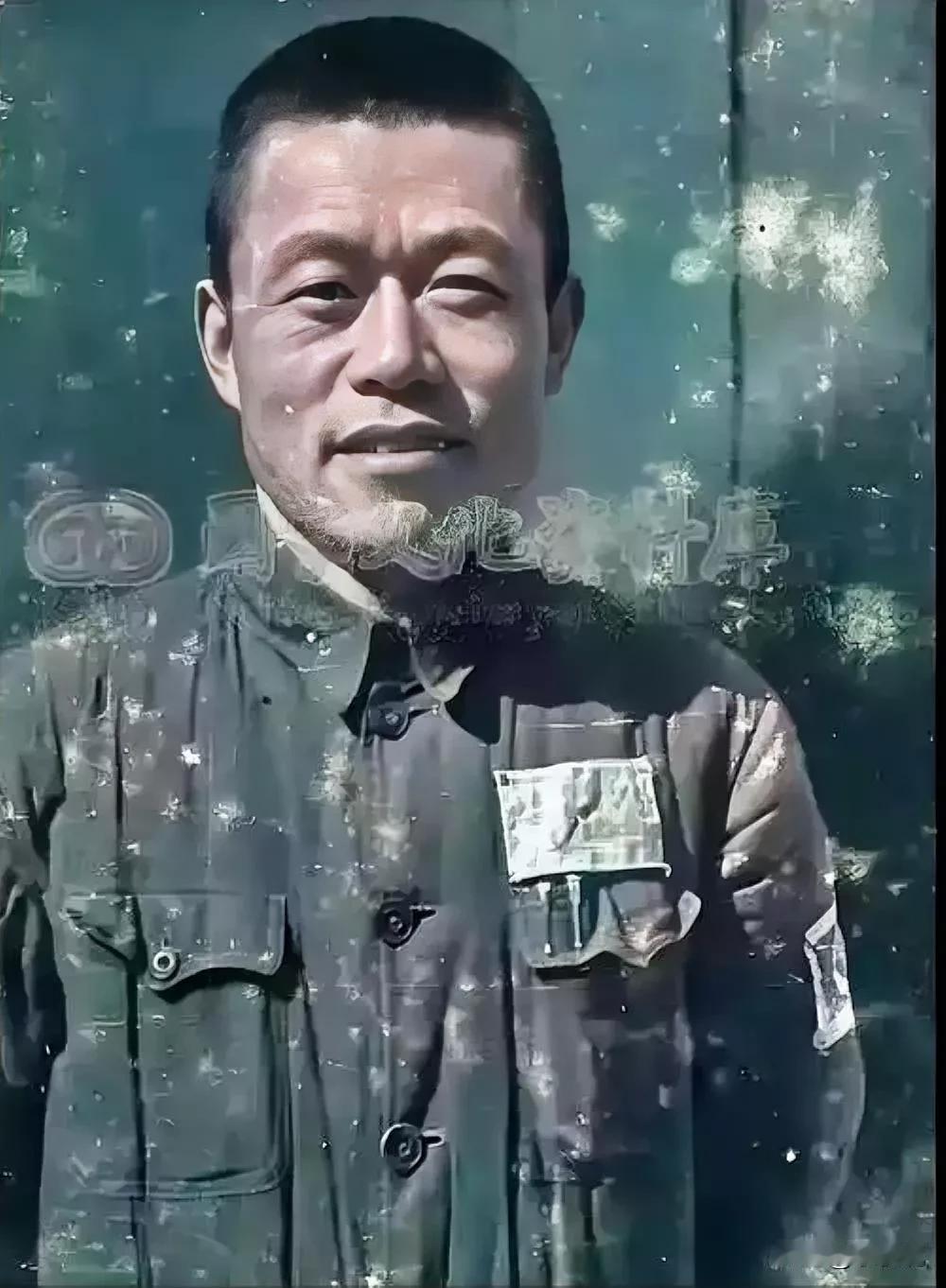 能在南京活下来，算是福大命大了，被倭寇的残暴刺激了，邱清泉有点精神不正常。任