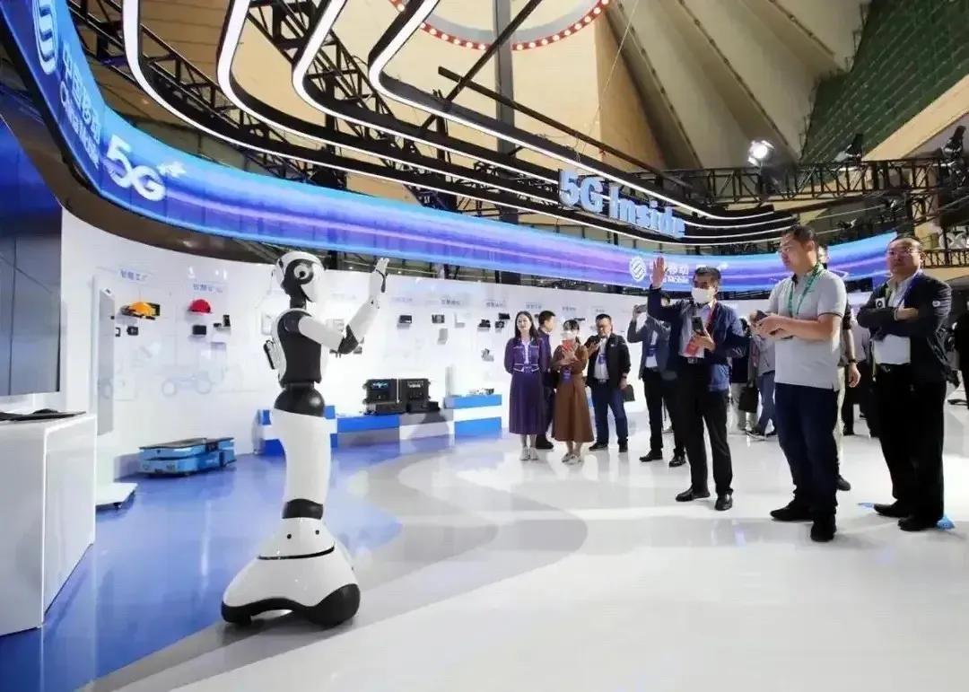 中国6大电池生产商1，宁德时代，中国，36.8%2，比亚迪，中国，15.8%