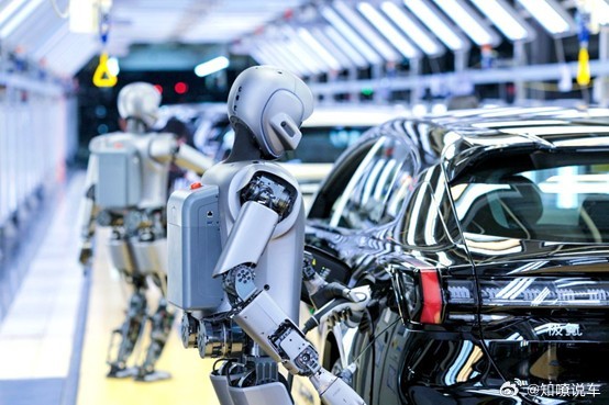 从斯图加特到总理府：极氪让中国制造赢下极致，更赢在认同“大厂搞创新，就像让大象跳