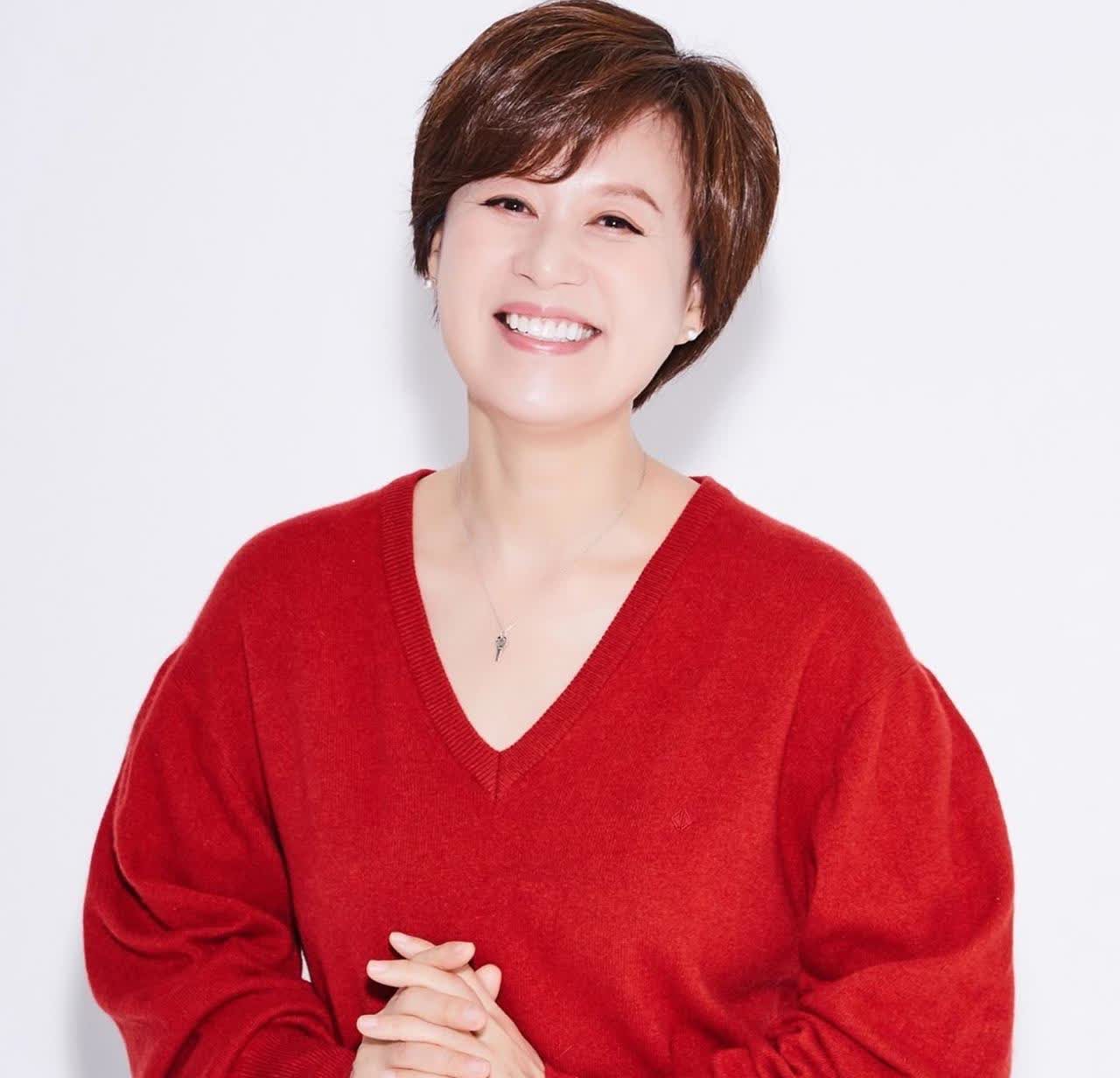 演员朴美善，早春发现乳腺癌后正在专心治疗中据悉，朴美善今年2月停止活动的原因是乳