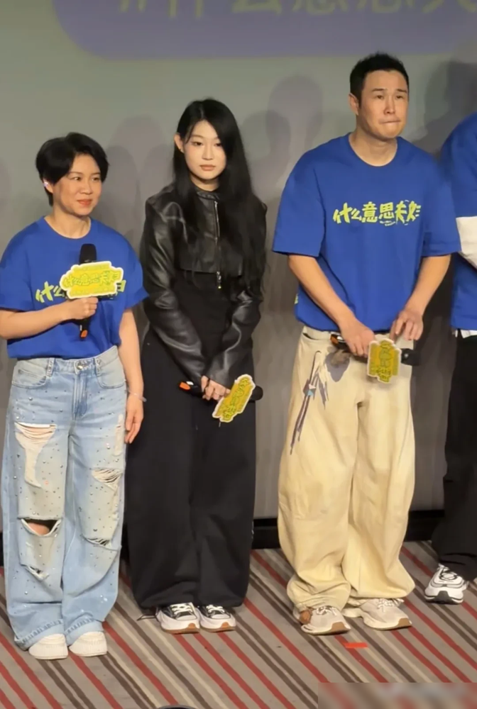 小沈阳一分钱没要，把自己全家押上了沈春阳这部戏。国庆档唯一纯喜剧，导演是沈春阳，头一回。小沈阳零片酬