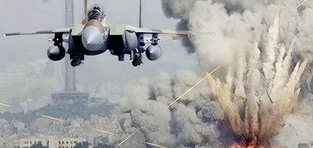 以色列突袭伊朗，伊朗应该让以色列在开战瞬间就陷入瘫痪以色列已经发动袭击轰炸伊朗