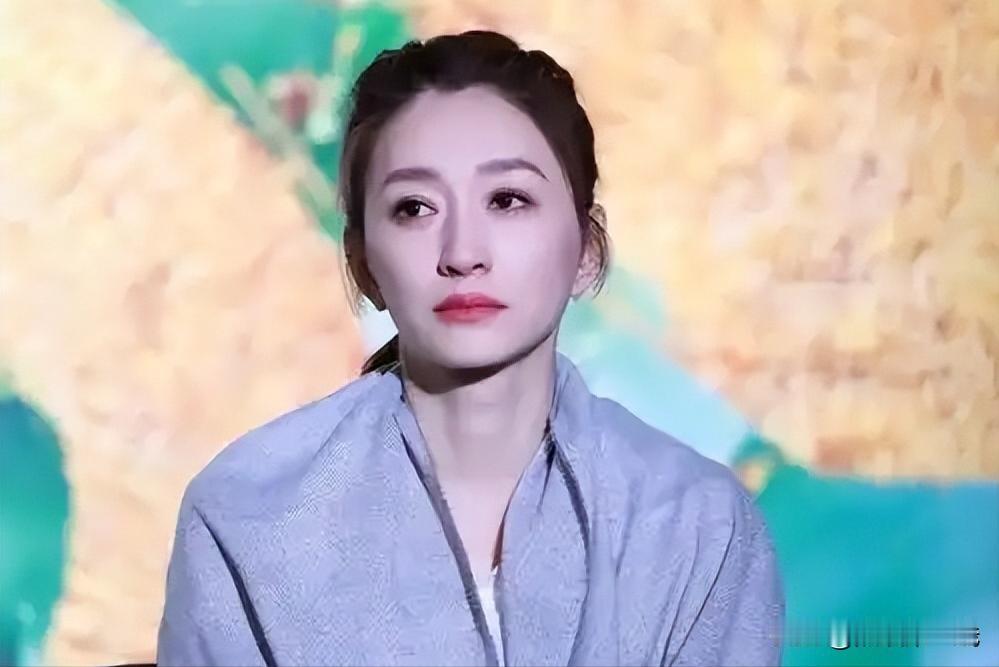50岁李小冉婚变传闻：一步错，步步错？看到李小冉在《乘风2026》舞台上光芒