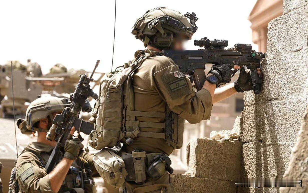 以色列国防部长正式宣布，他已下令以色列国防军彻底摧毁加沙地带的所有恐怖地道，直至