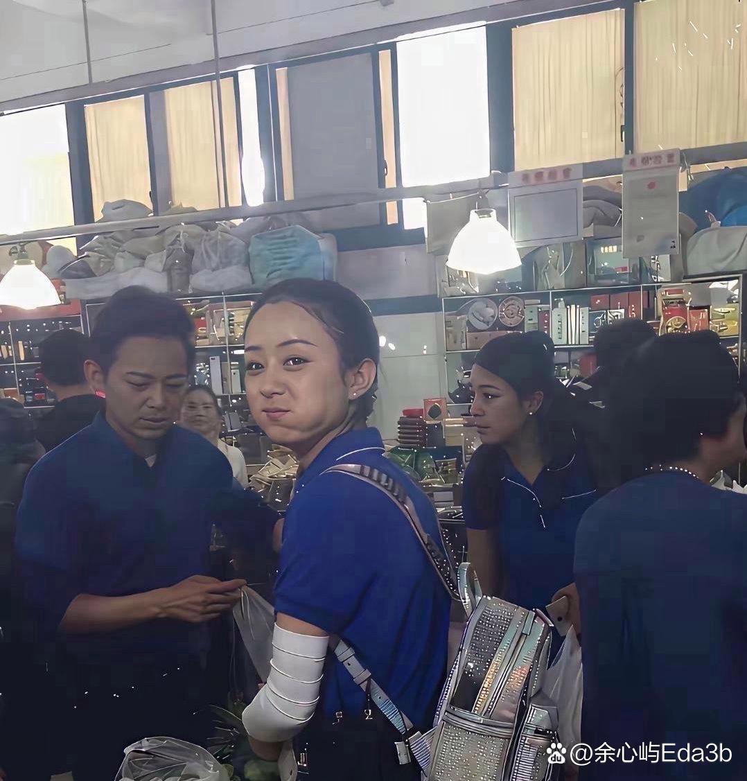 我都差点不敢认，这竟然是赵丽颖，我在想读技校的时候有没有谈过男朋友，男朋友估计可