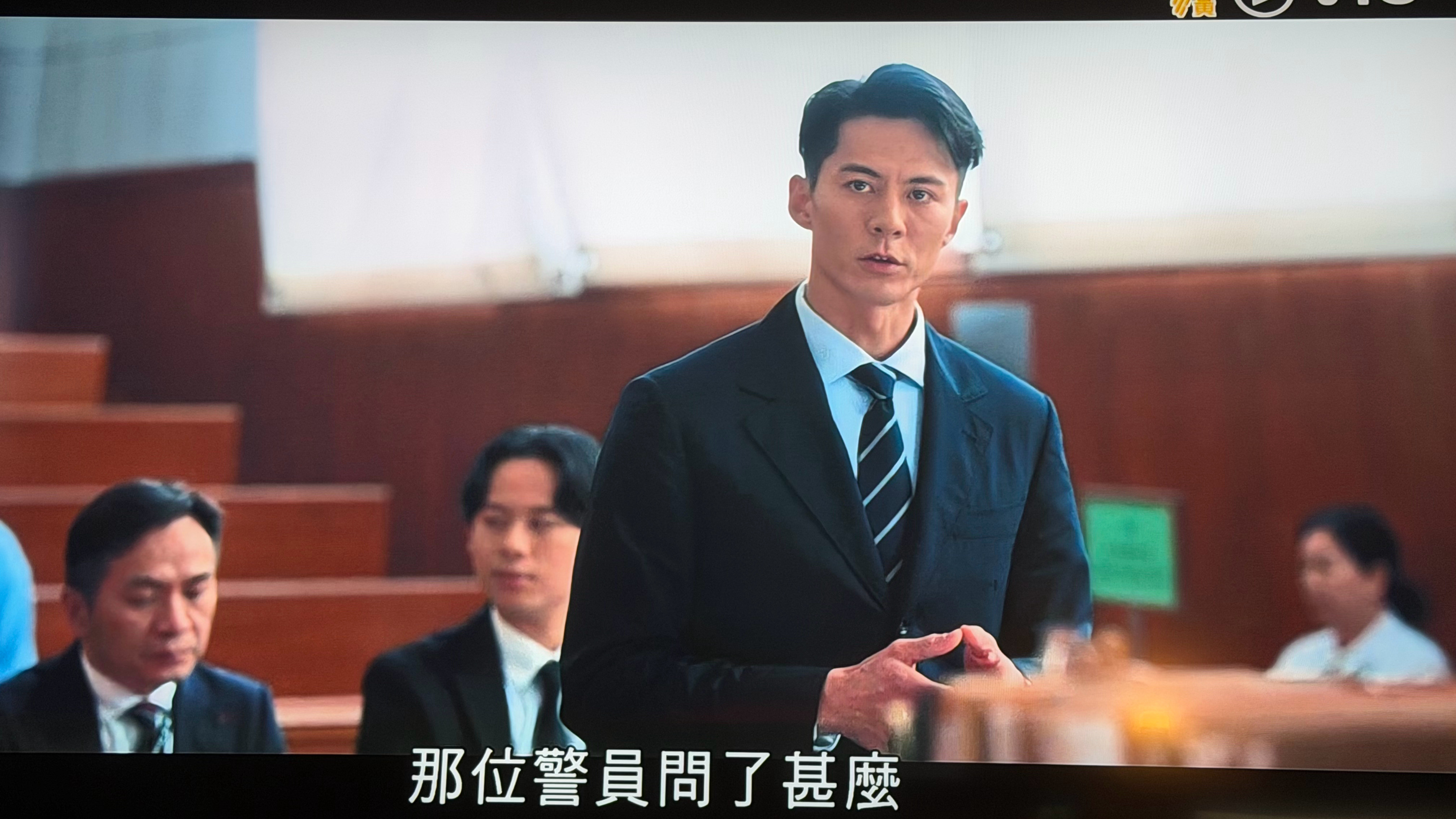 这个银河映像拍的港剧还挺好看的跟TVB是完全不同的风格