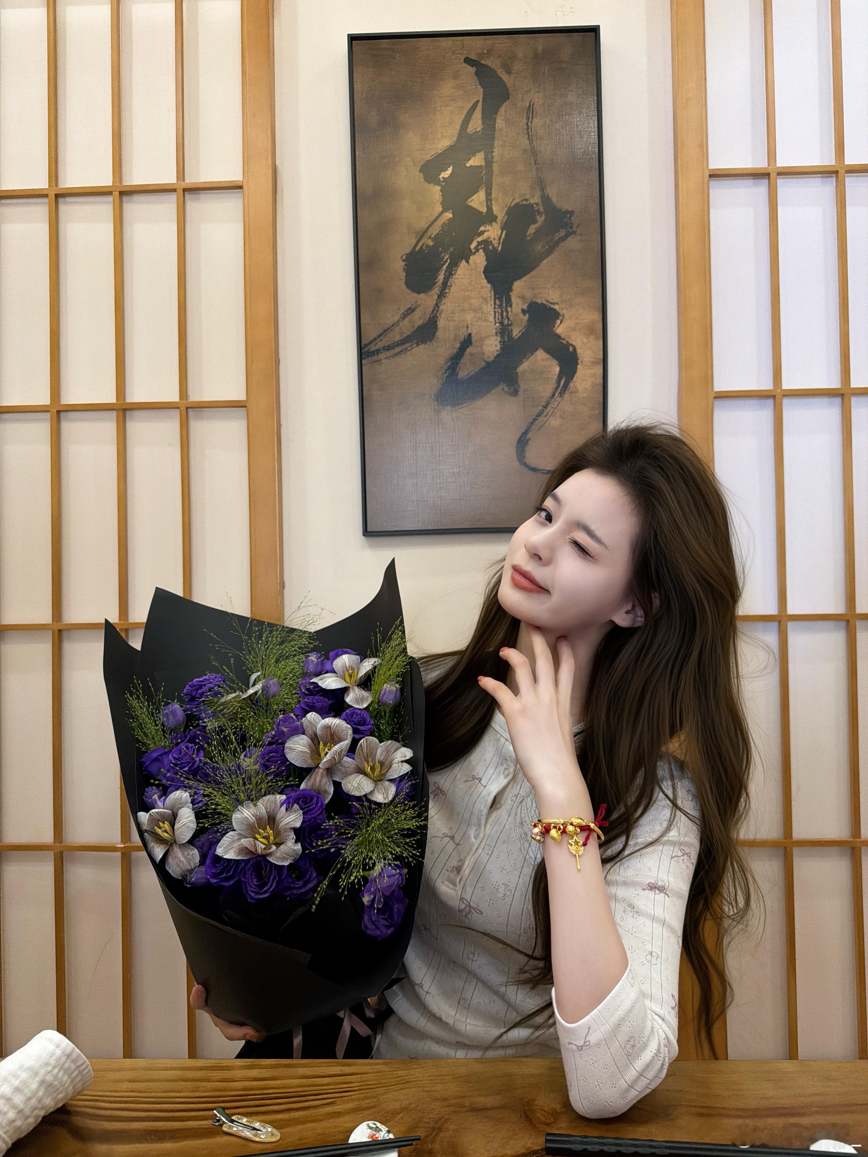 情人节快乐各位美眉永远开心幸福