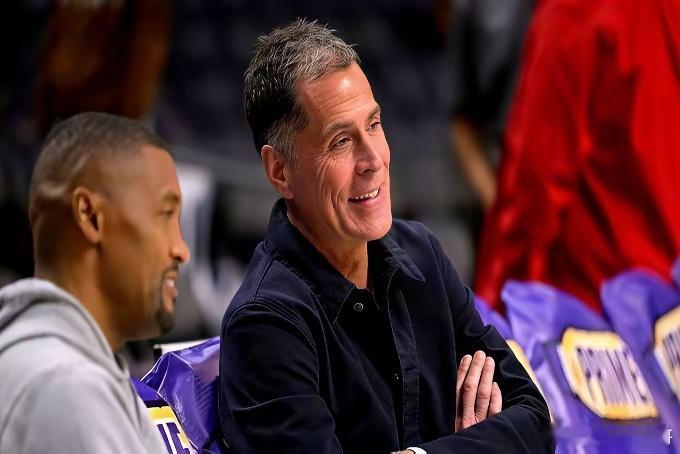 湖人已攒够6首轮+5400万佩林卡被骂三年，现在全懂了。2026夏，湖人手握3首