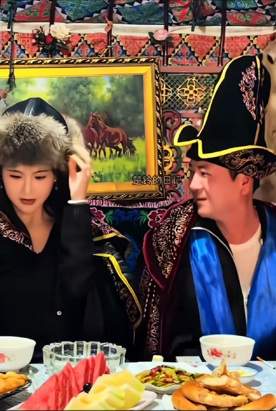 赖文锋一家三口这趟蒙古之旅，可谓是玩美了！他们去了大草原，去了蒙古包，蒙古人