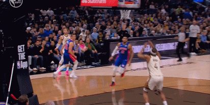 穆迪打球太大学生了，就是太干净了，那么凶狠犯规抡到脸上，一声不吭，也不抱怨，要是