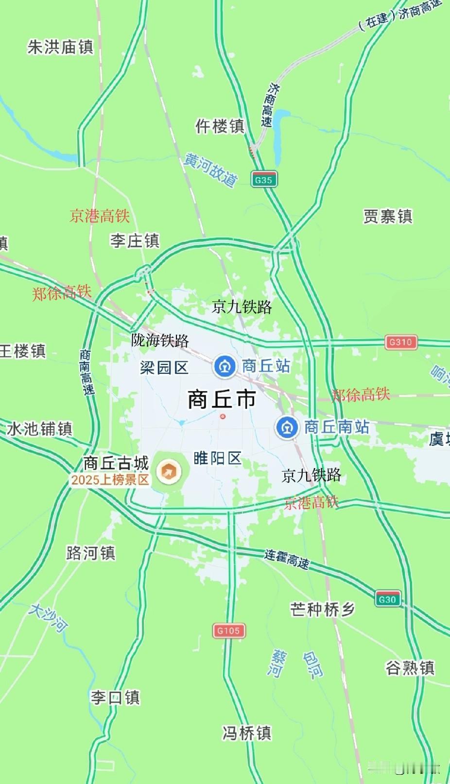 今天我才知道原来商丘站并不在京九线上。每次路过商丘站，特别羡慕它拥有那么多的站台