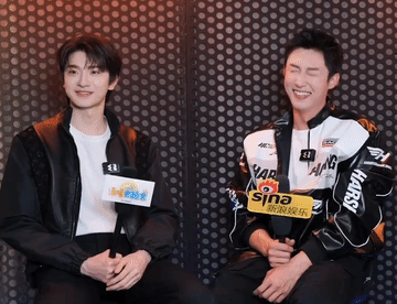 黄明昊最不单纯，属他反应最快，把林一这么天真单纯的娃给笑懵圈！黄明昊一笑，黄景瑜