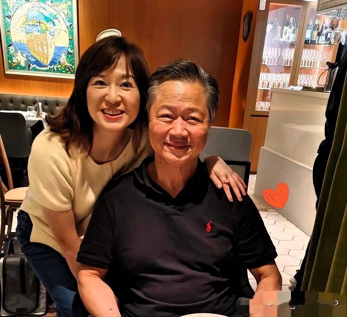 台中天新闻台主播周玉琴今（17日）在脸书发文表示，昨天帮老公赖岳谦先生庆生，特地