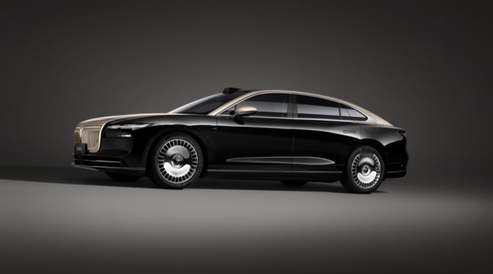 华系首款800V插混旗舰轿车来了！岚图追光L官宣上市时间近日，岚图宣布旗下全