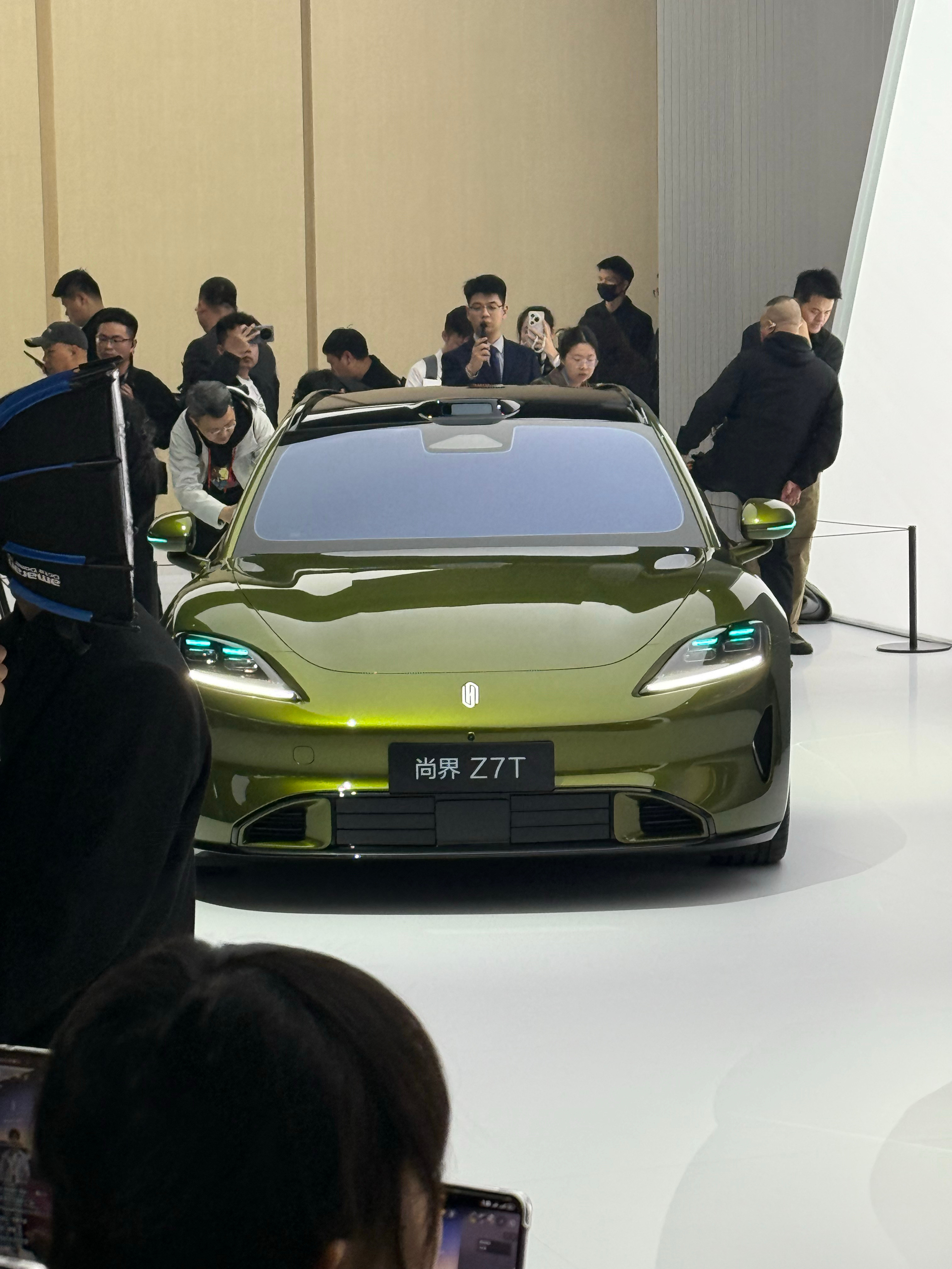 尚界Z7T这车身姿态绝了....这台车的车身姿态比例真的非常协调强烈各位去线