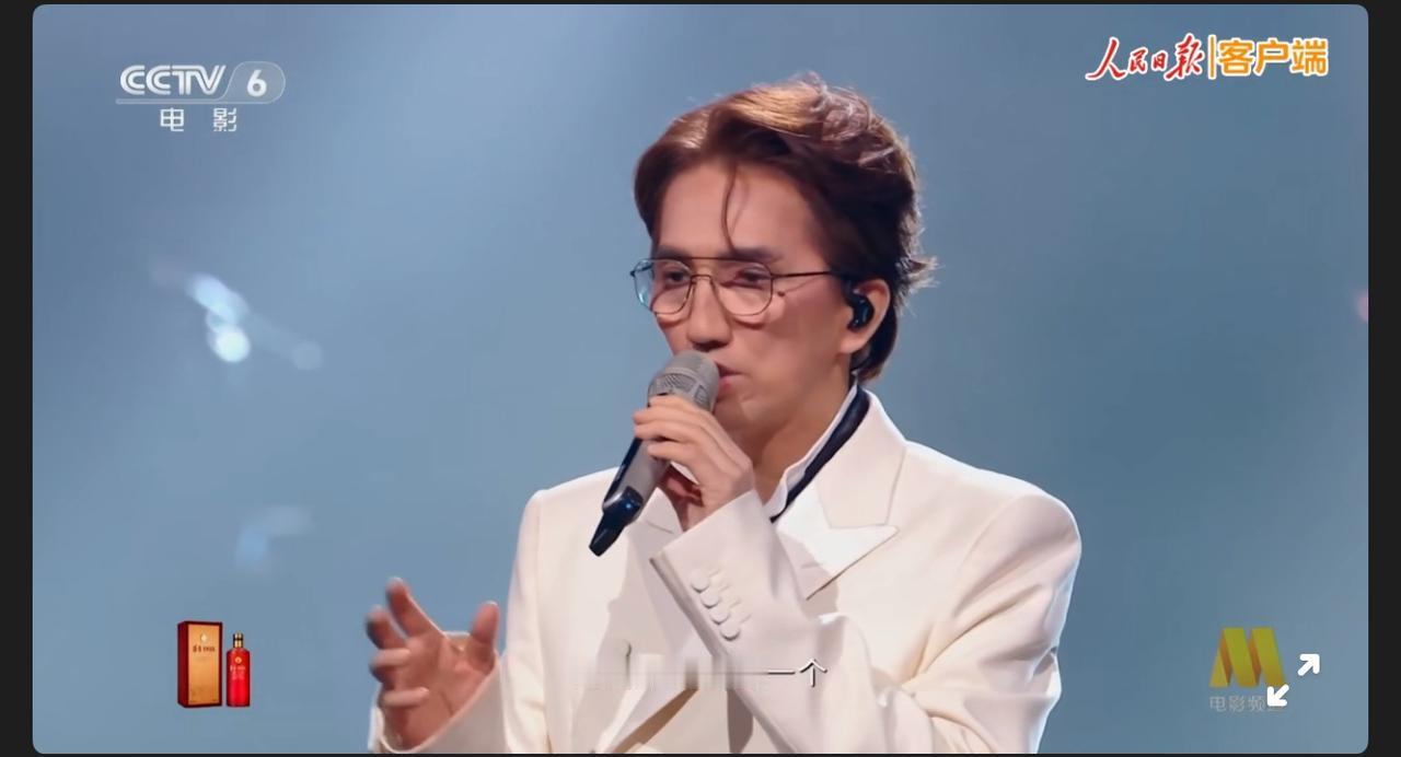 越唱越勇！林志炫在湾区升明月直接“炸场”。林志炫真是越唱越勇，完美诠释了什么叫