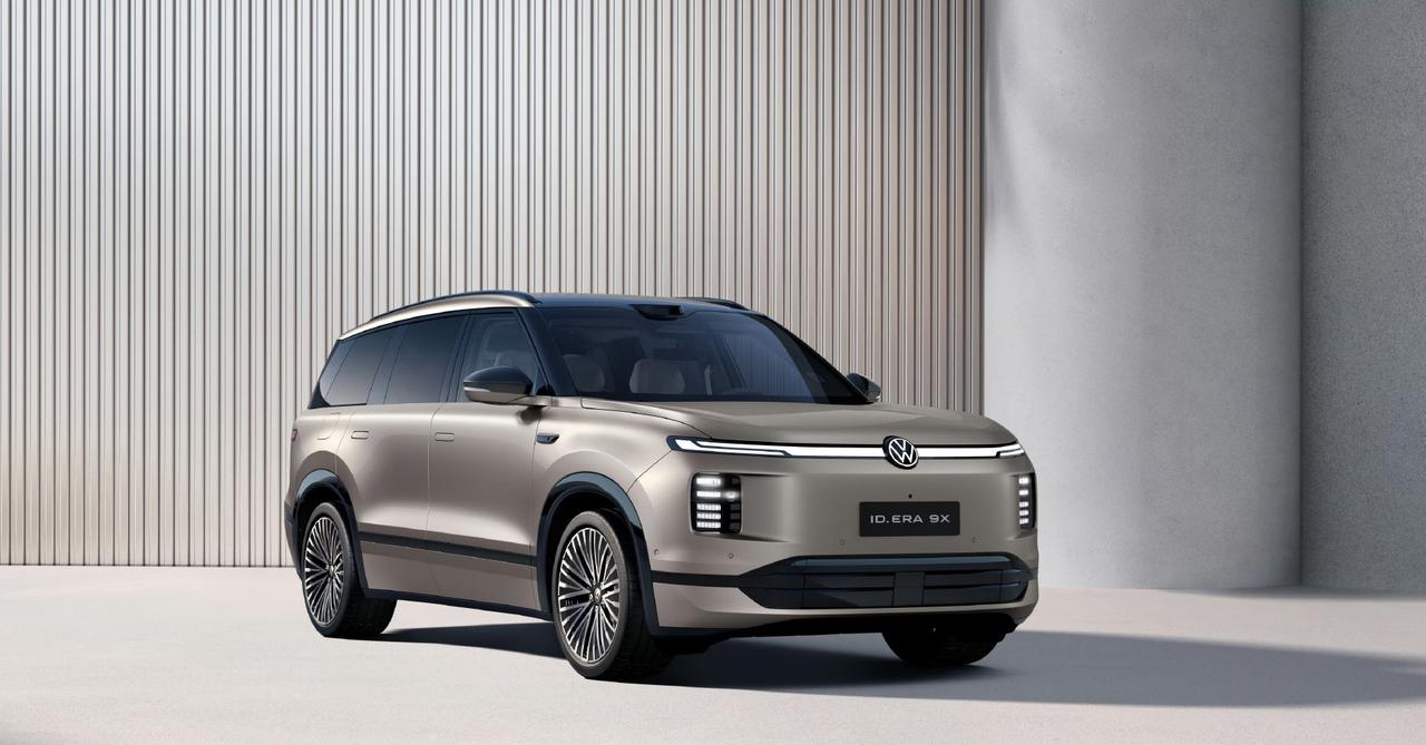 一觉醒来，汽车界炸锅了!2026年购车补贴政策发布了：1、购买小于15万以下