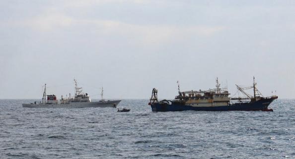 你听说了吗？那个被日子扣押的船长是怎么回来的？有人说是中国政府的施压。可是你知道