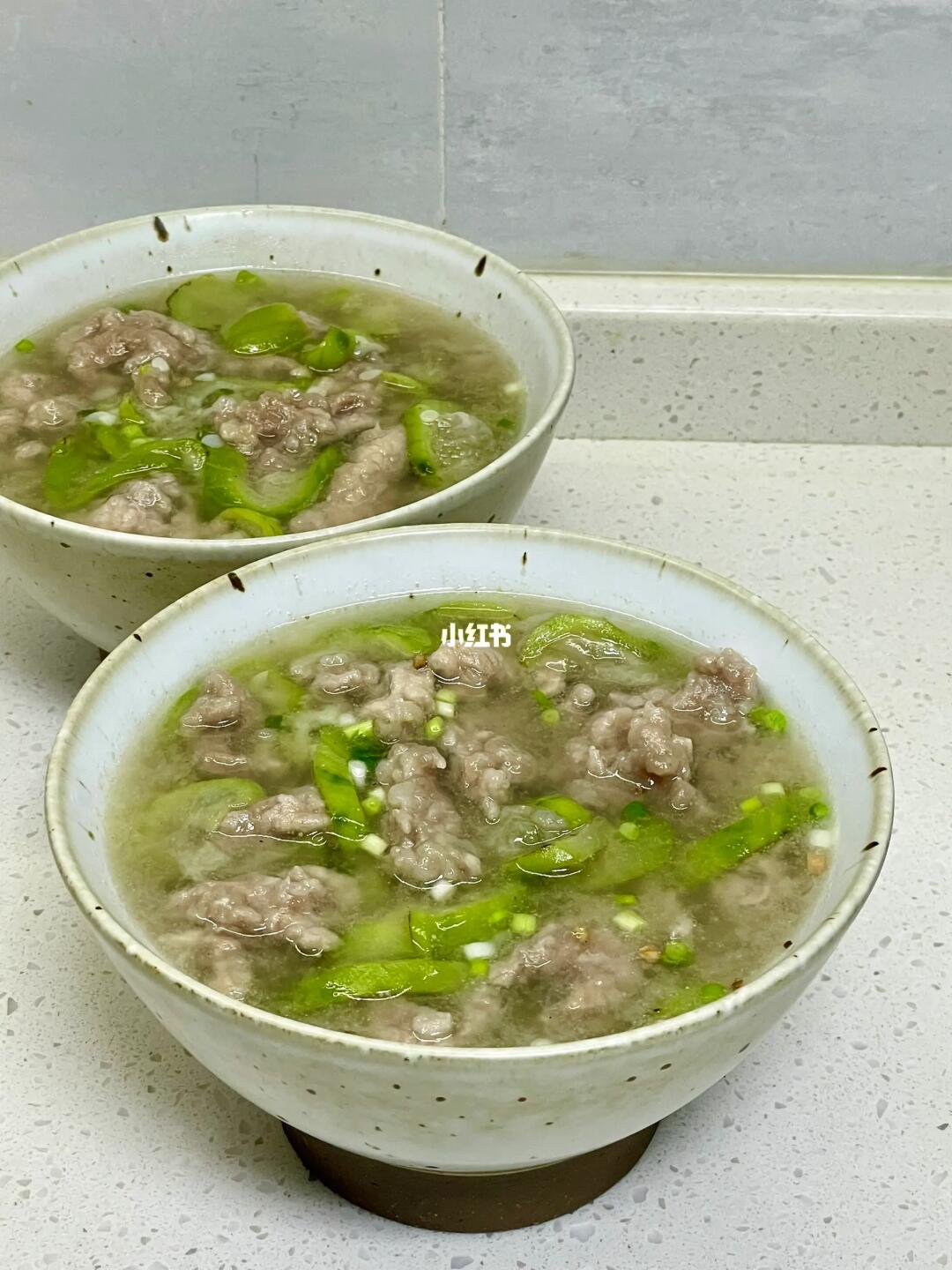 鲜掉眉毛的丝瓜滑肉汤，附详细做法～