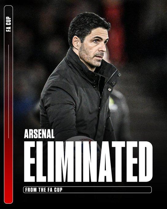 足坛短讯！★阿森纳本赛季仅剩英超和欧冠两座奖杯可以争了！刚开始四冠王，现在两