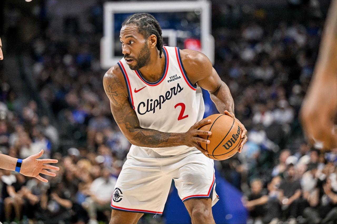 哈登：卡子哥，没我之后，你们不是说要黑7吗？搞得我怪紧张，还以为问题出在我这。