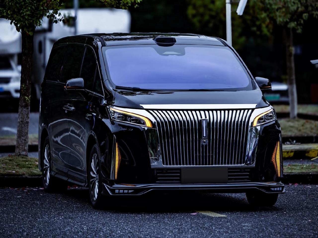 高山10月份销量9928辆，高山11月份销量10416辆，高山12月份销量1