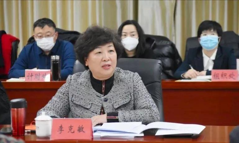#万能生活指南#且看中足联李大当家是如何处理此事。天津津门虎向中足联抗议浙江
