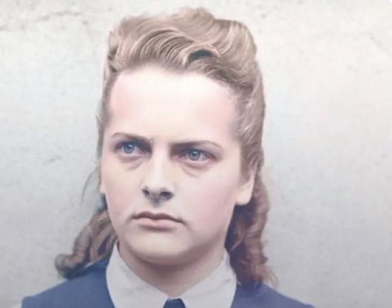 1945年，纳粹女魔头伊尔玛格雷泽被送上绞刑架，结束了罪恶的一生。在二战结