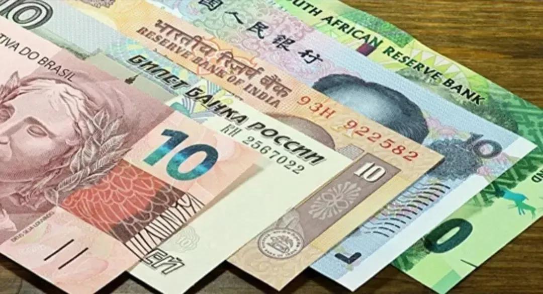 俄乌战争这几年，中国对俄罗斯最大的帮助就是稳定了俄罗斯金融。大量的中俄货币互换