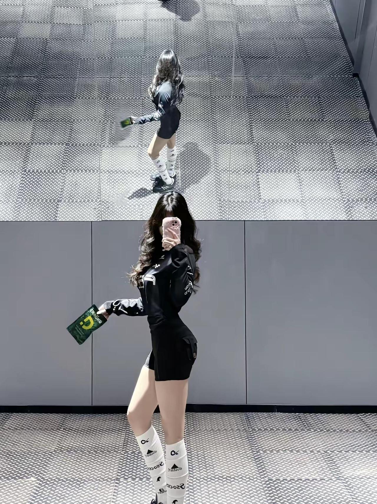 165102斤“你问我身材为什么这么好你能坚持喝纤维饮吗”健身穿搭健身毫