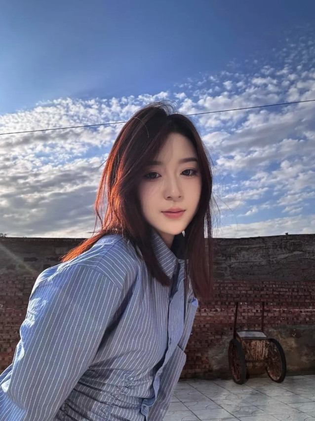 小时候，听一些男女大人相互逗趣时常常说道：“三十如狼，四十如虎，五十坐在地下吸土