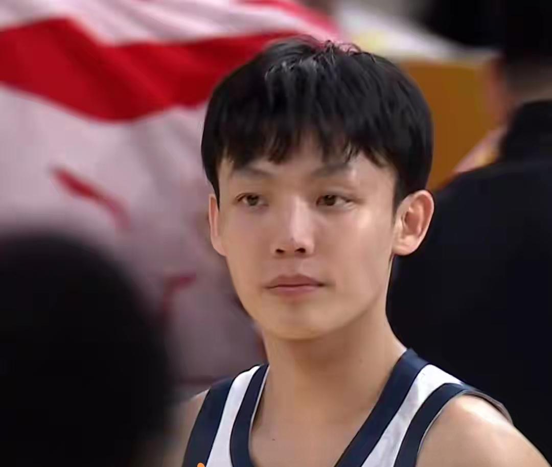 徐杰又迈过了生涯一道重要里程碑。昨晚战胜天津，他送出6次助攻，职业生涯总助攻数达