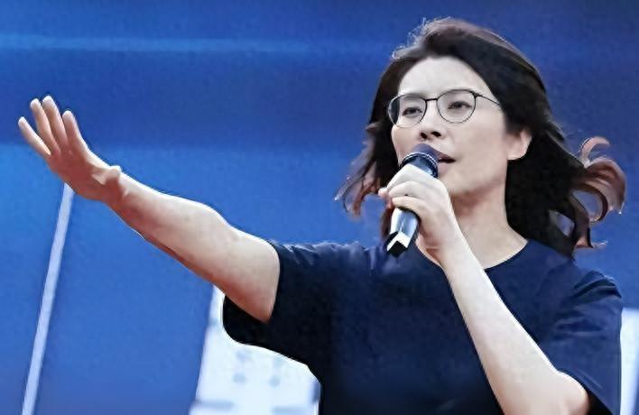 多名议长倒戈，国民党主席选举已无悬念，张亚中：统一是唯一选项就在2025年1