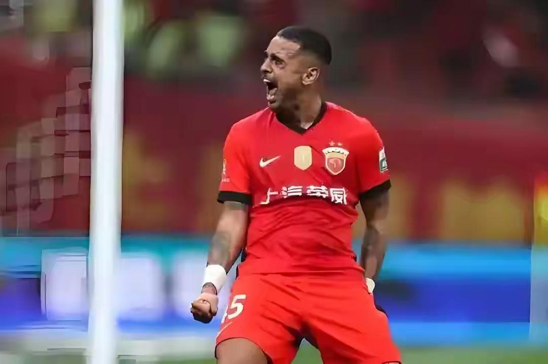 浙江队客场完败于上海海港！浙江啊浙江，你看看河南，你看看深圳，你是客场，河南也是