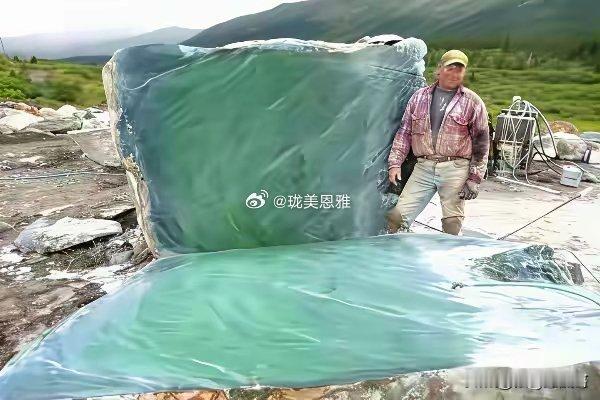 玉石成山，还值钱吗？​​​