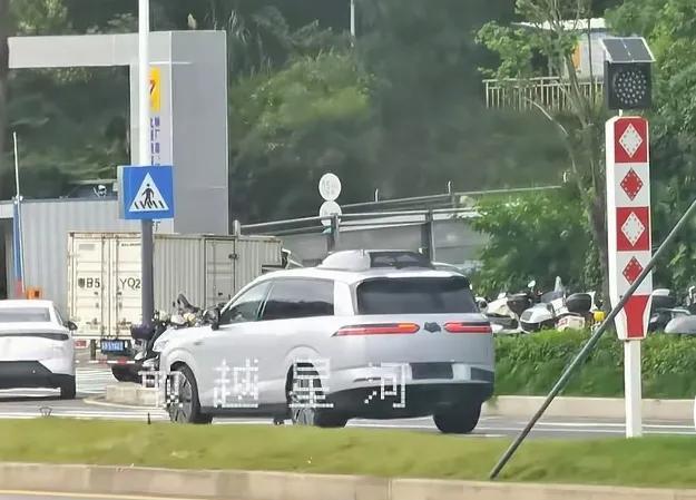 最新周销量（6.16-6.22），比亚迪不算出口终于突破9万辆了，创今年以来