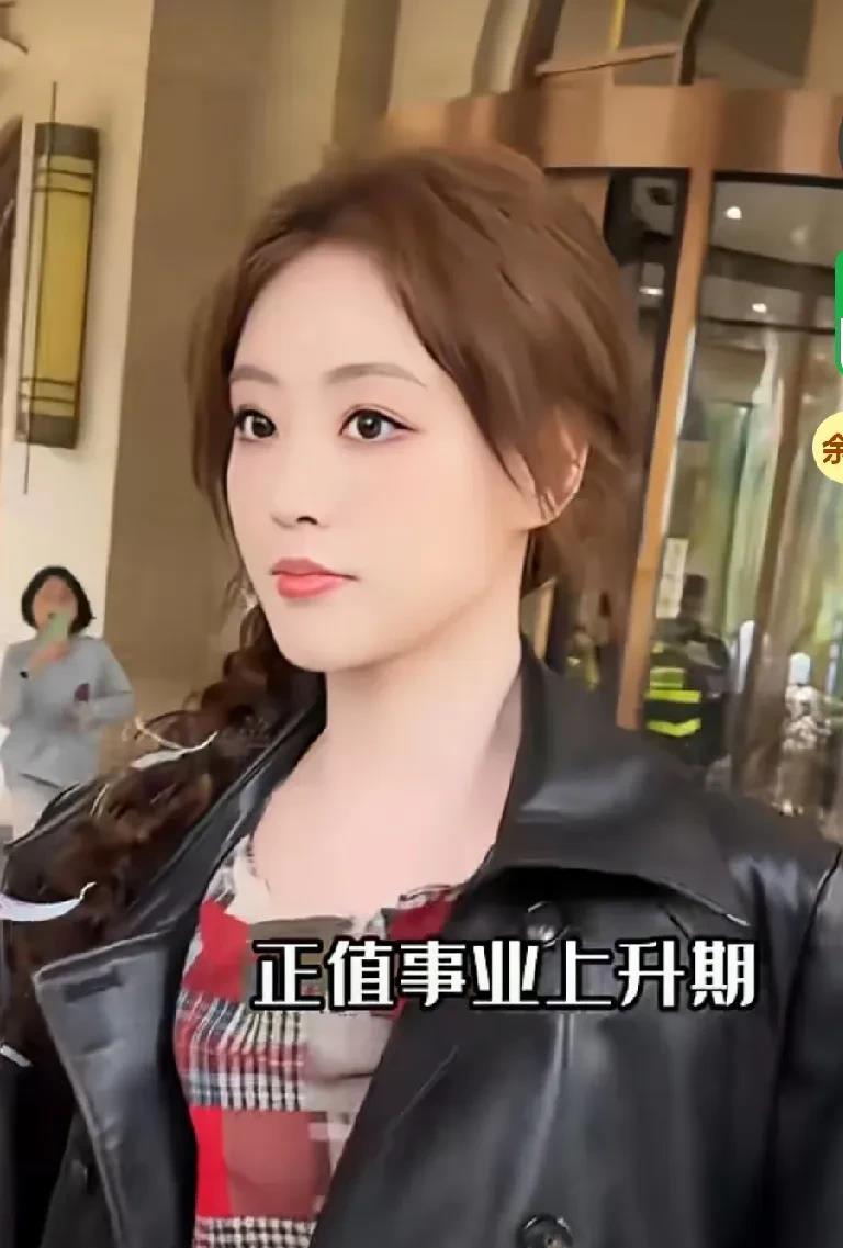 从嘉行出来的艺人，大多没有混得好祝绪丹昨天离开了嘉行，合同到期了她33岁，确