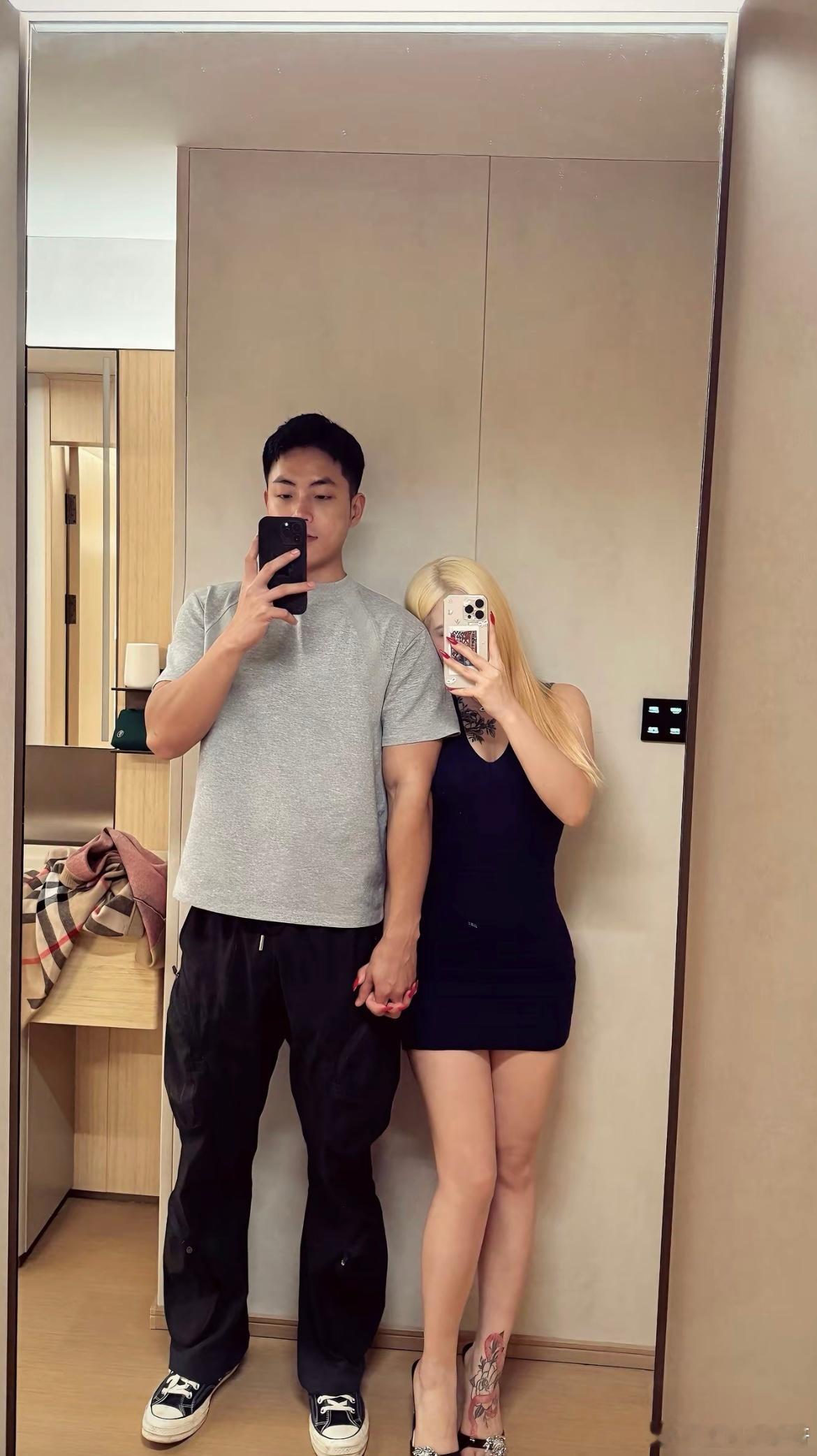 今年的圣诞不再是一个人