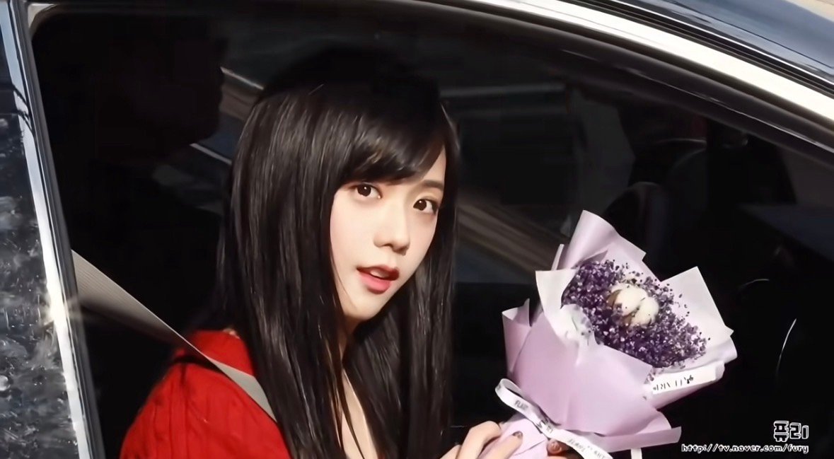 金智秀斜刘海秀好美呀张元英