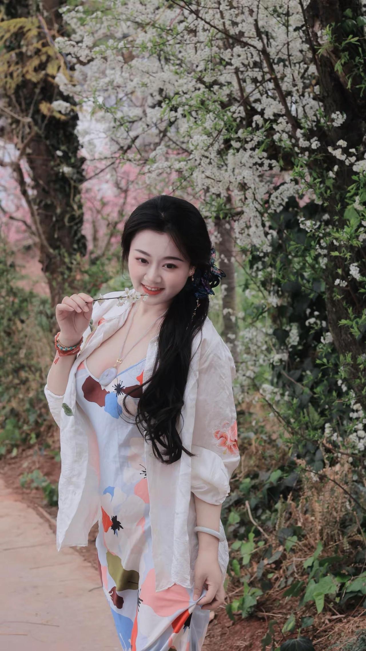 他们说，真男人才能配有情有义的女人