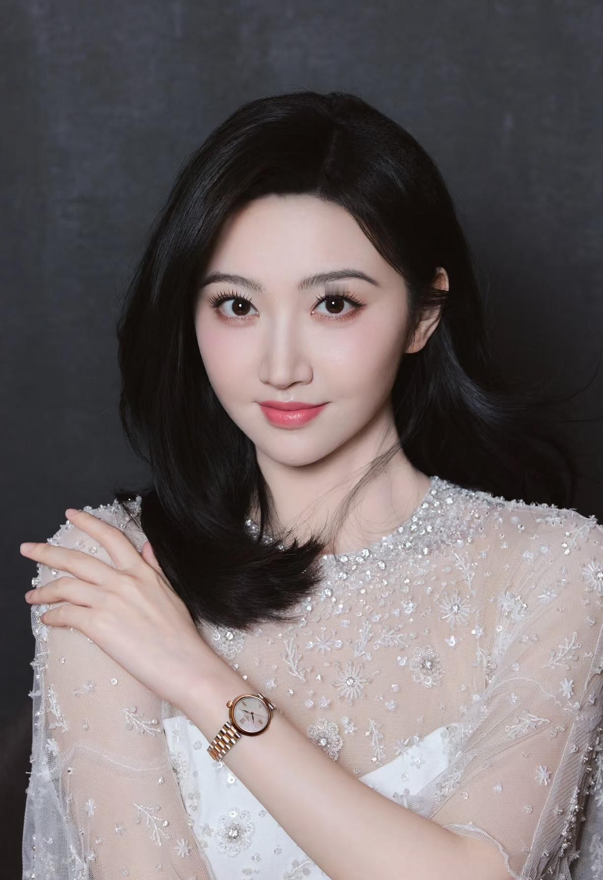 看到孙宇晨起诉女友景甜，我好奇查了一下孙宇晨的情况，不查不知道，一查真意外！