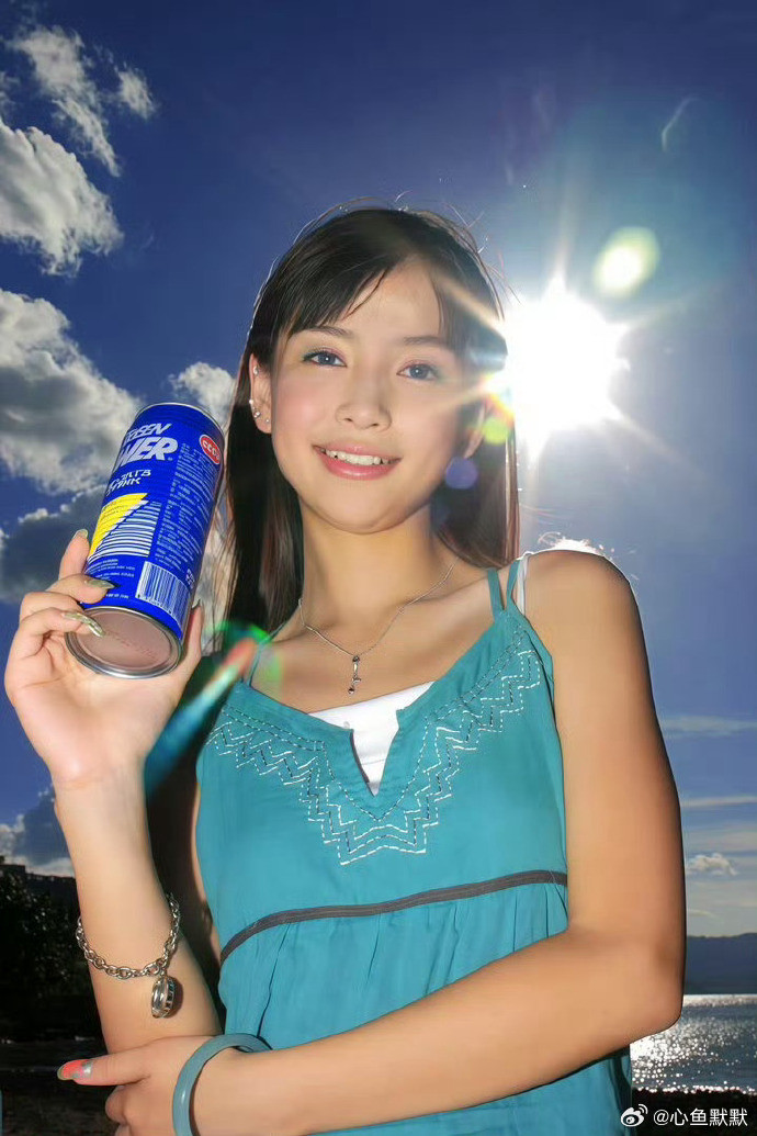 15岁小虎牙时期Angelababy，好清纯啊！​​​