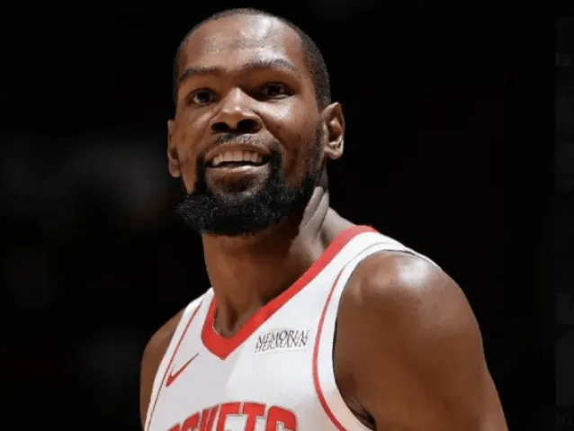 半场仅出手6次！火记：杜兰特得多出手，尤其是面对强队时12月16日讯NBA