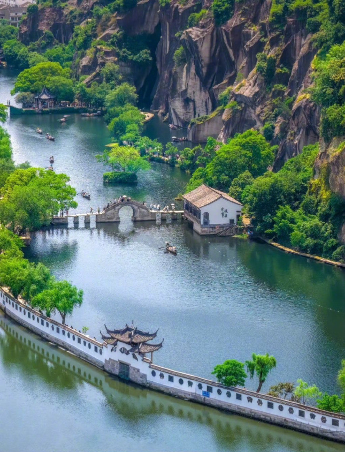 一梦回夏，一念江南