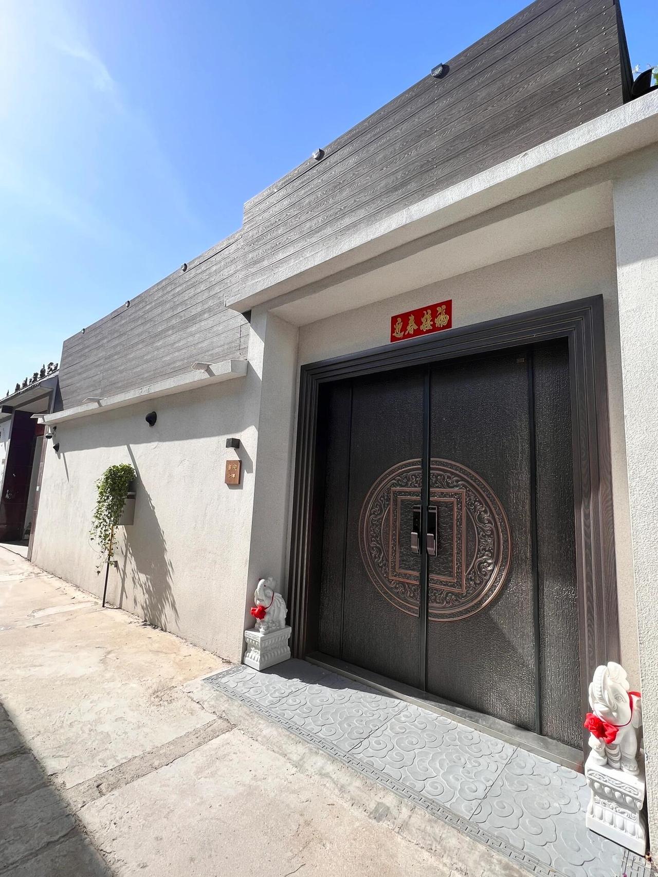 邻居说：全县就你家特殊！商丘一男生晒出改造后的新家，显得的和邻居家格格不入，成为