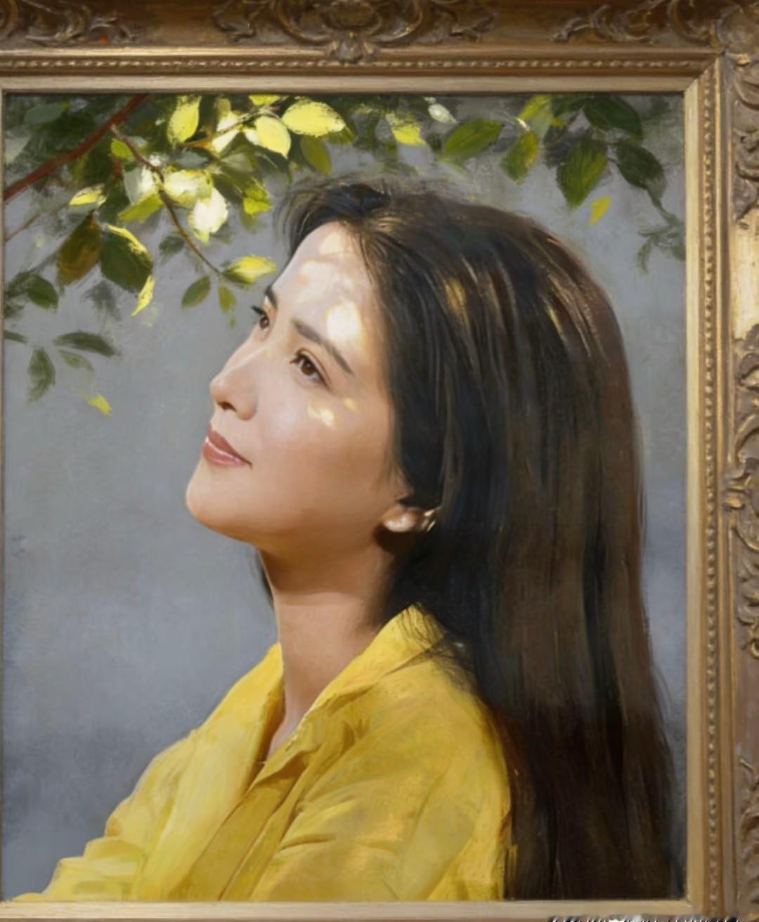 她用一张脸，装下了一整个民族的古典梦。你童年里那些模糊的古典美人，很可能都是她